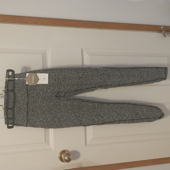 Buffbunny legacy leggings in black bossy print - Picture 4 of 9